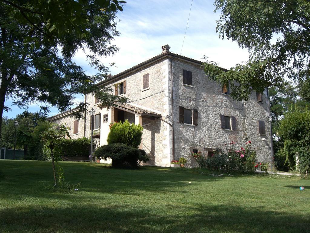 Agriturismo Ca Serrantonio Villa Urbania Exterior photo